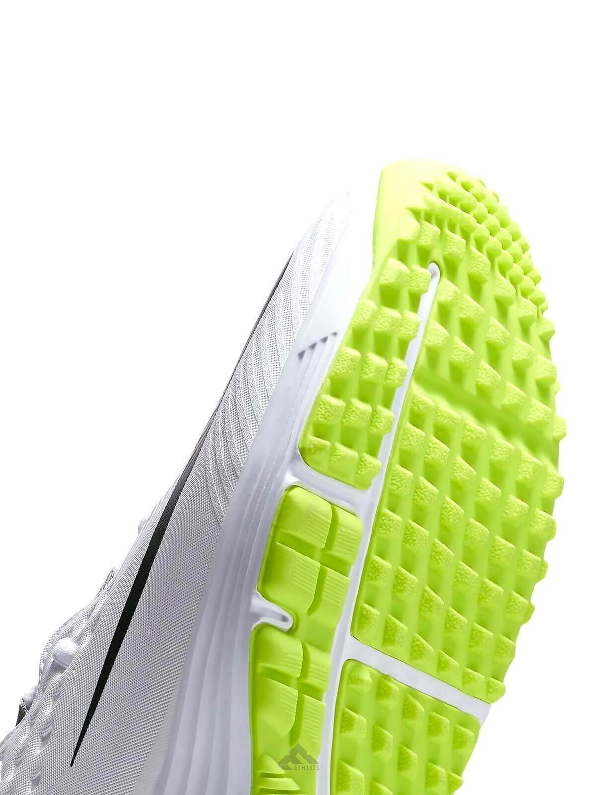 Nike cricket sports shoes Clearance
